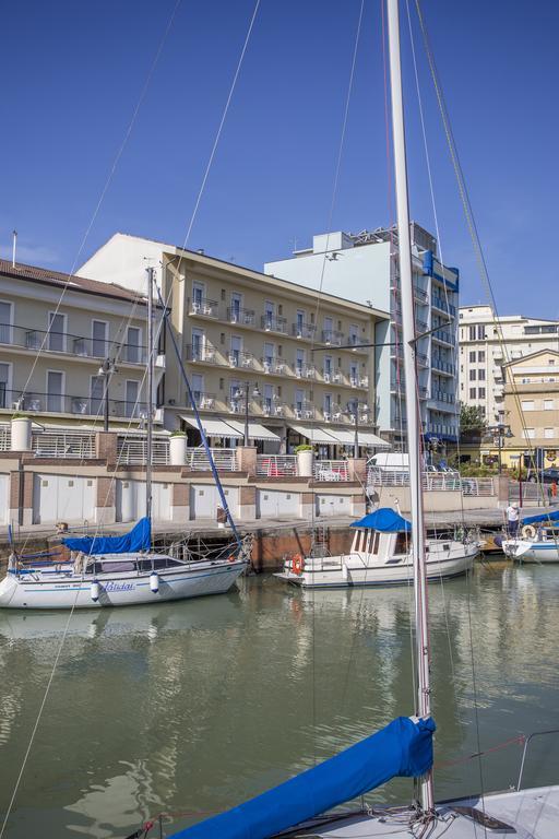 Hotel Lugano Cattolica Esterno foto