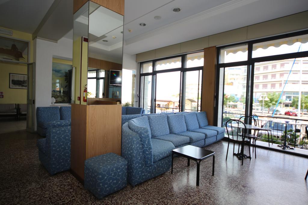 Hotel Lugano Cattolica Esterno foto