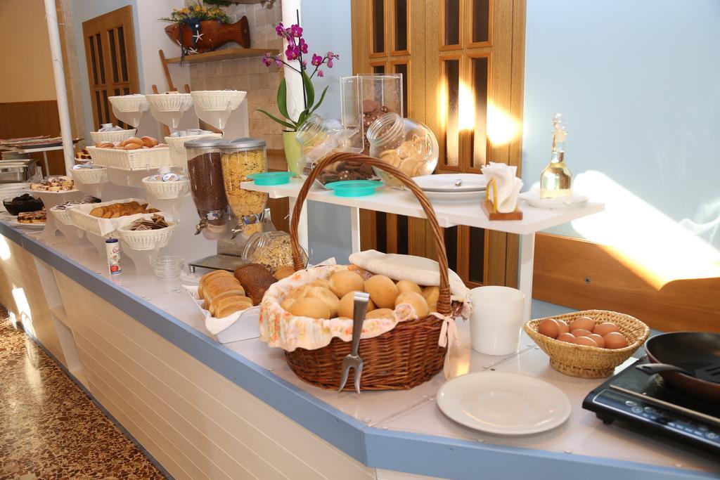 Hotel Lugano Cattolica Esterno foto