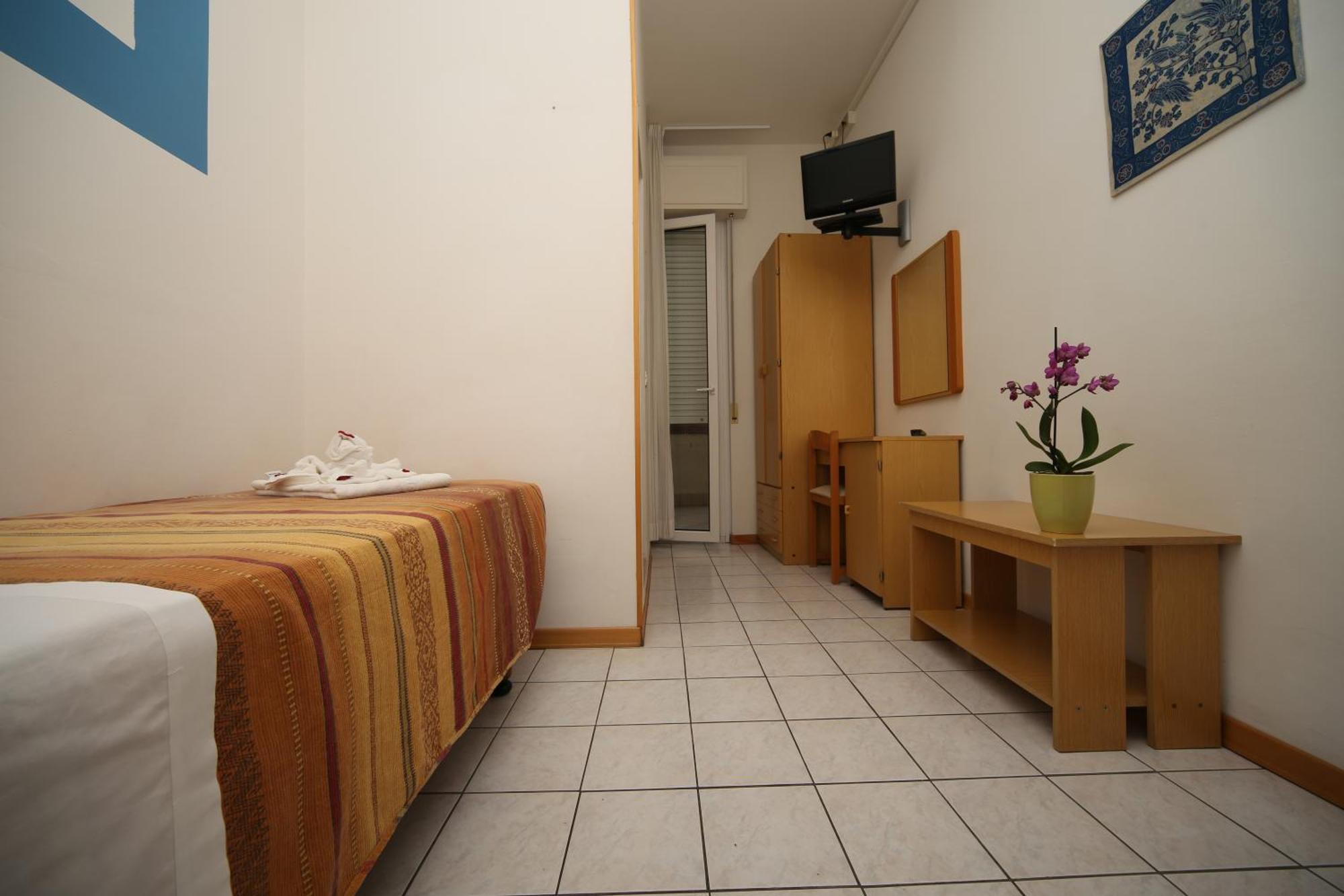 Hotel Lugano Cattolica Esterno foto