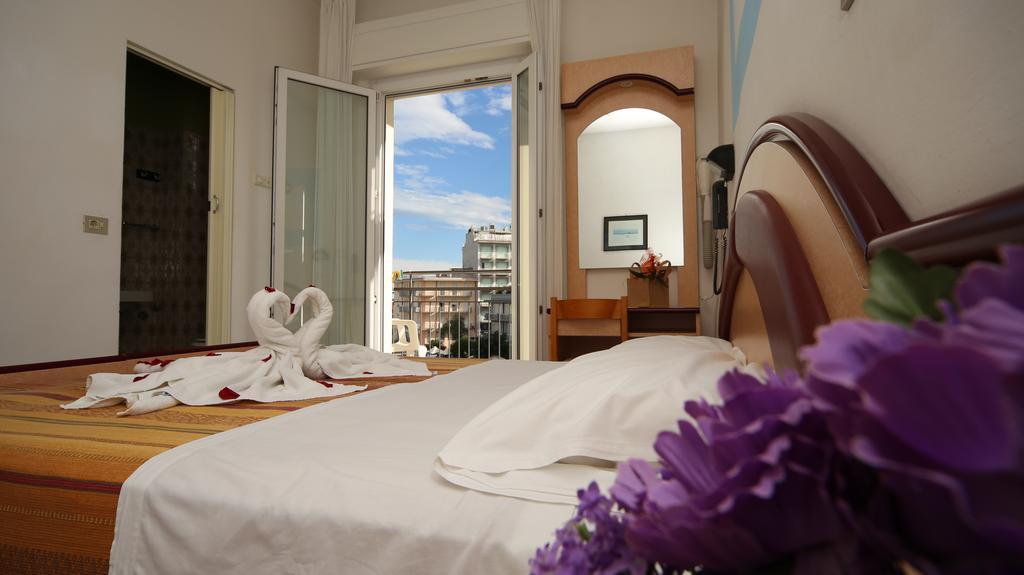 Hotel Lugano Cattolica Esterno foto