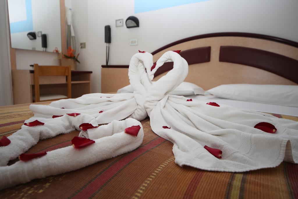 Hotel Lugano Cattolica Esterno foto