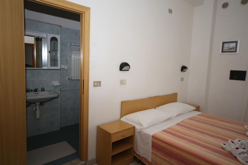 Hotel Lugano Cattolica Esterno foto