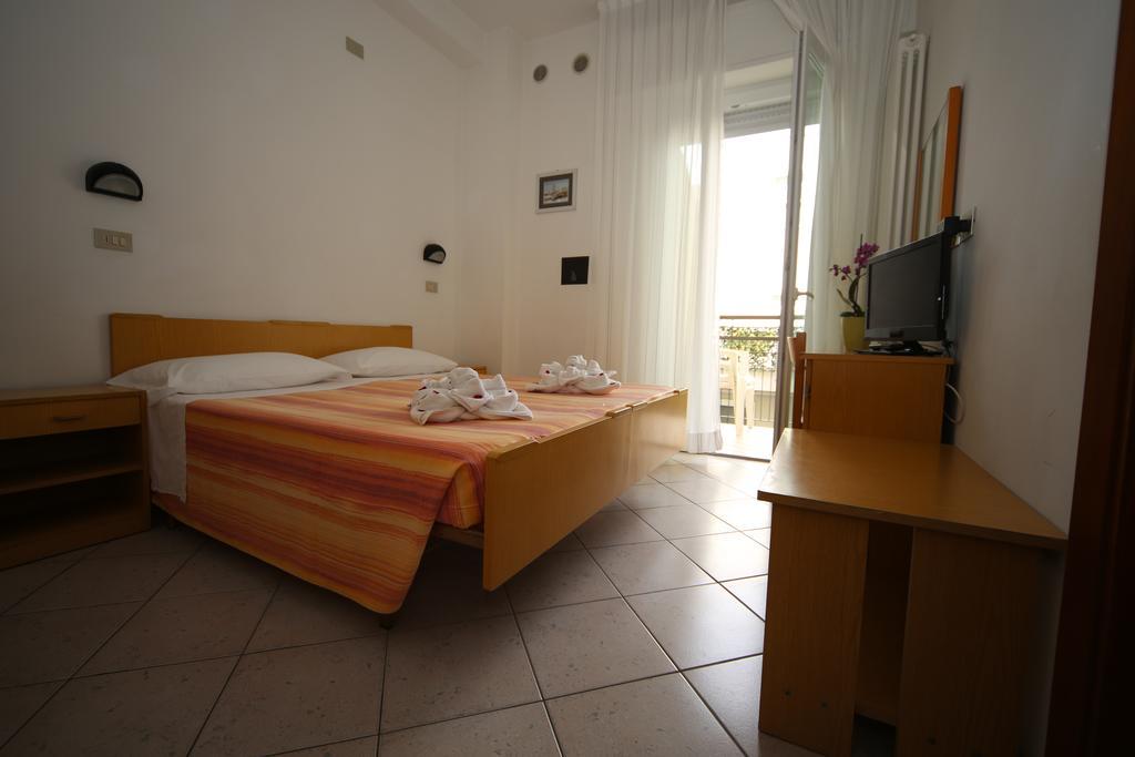 Hotel Lugano Cattolica Esterno foto
